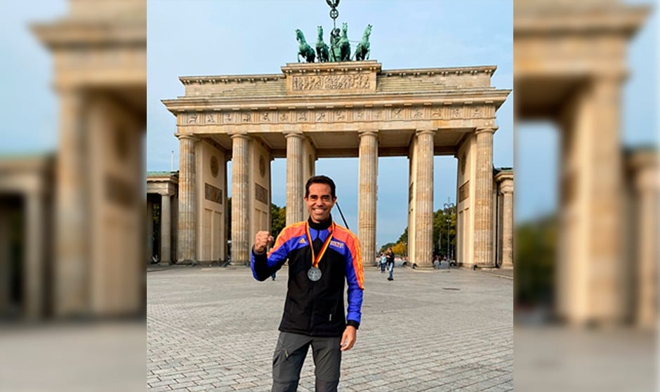 El médico atleta que se ha retado a lograr los grandes maratones mundiales