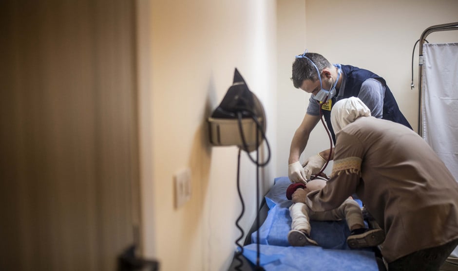 Fernando Aguirregomezcorta, oncólogo pediátrico, detalla cómo fue el rescate de los 13 niños gazatíes trasladados a España