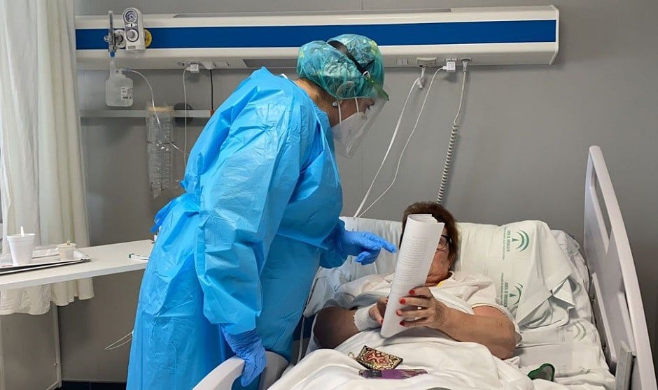 La enfermera que reparte 'esperanza' en el Covid: "Es una dosis de alegría"