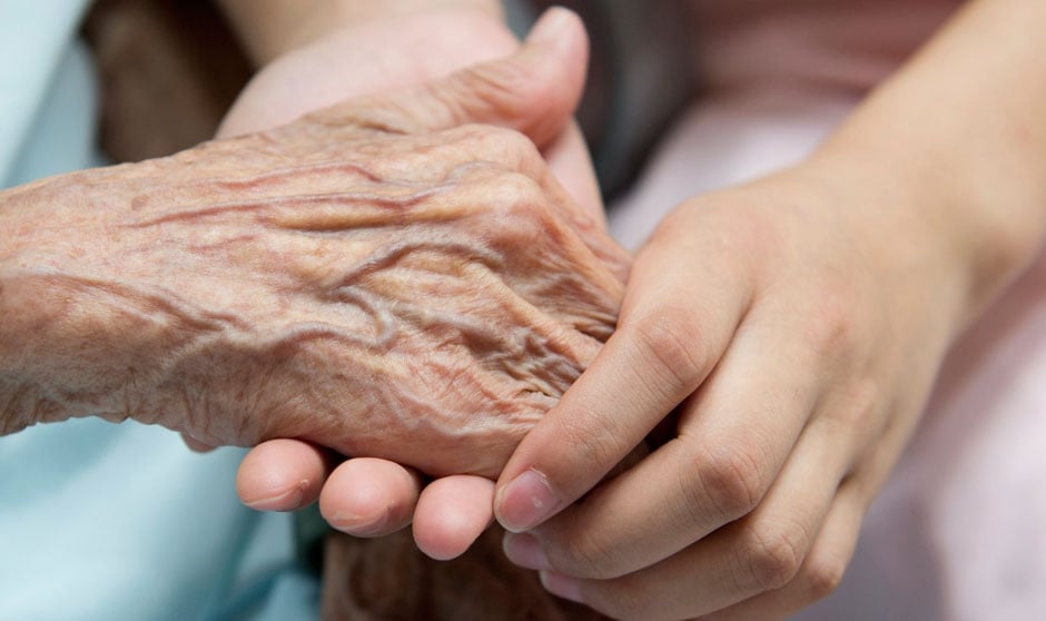¿Está preparado un médico sin MIR para una residencia de ancianos?