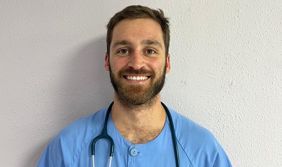 Un R4 de Pediatría que fue de los primeros en hacer el ECO cuenta su experiencia ahora siendo actor en estas pruebas.