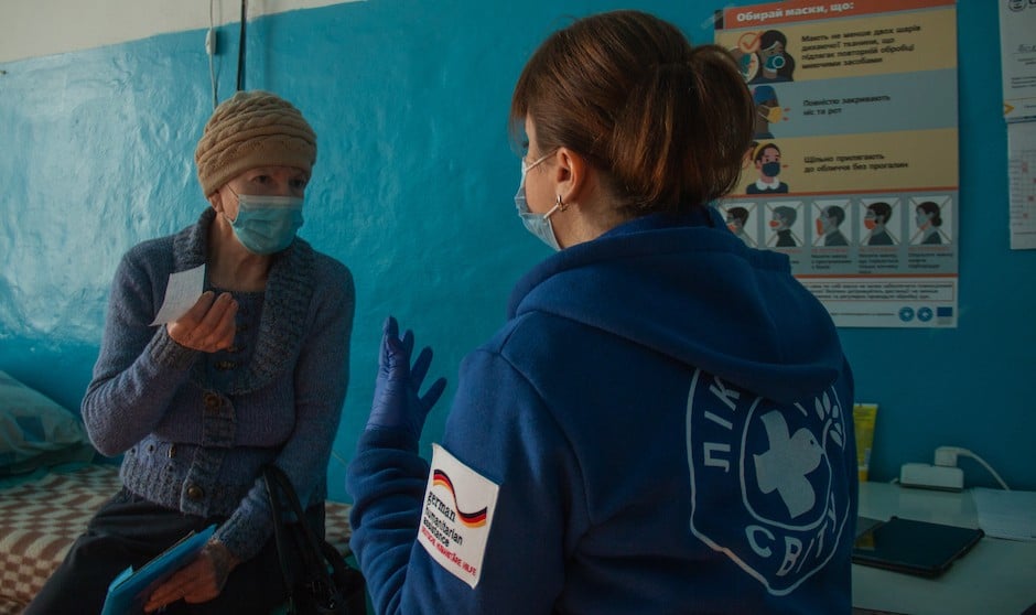 Un médico en la guerra Rusia-Ucrania: "Necesitamos sanitarios y protección"