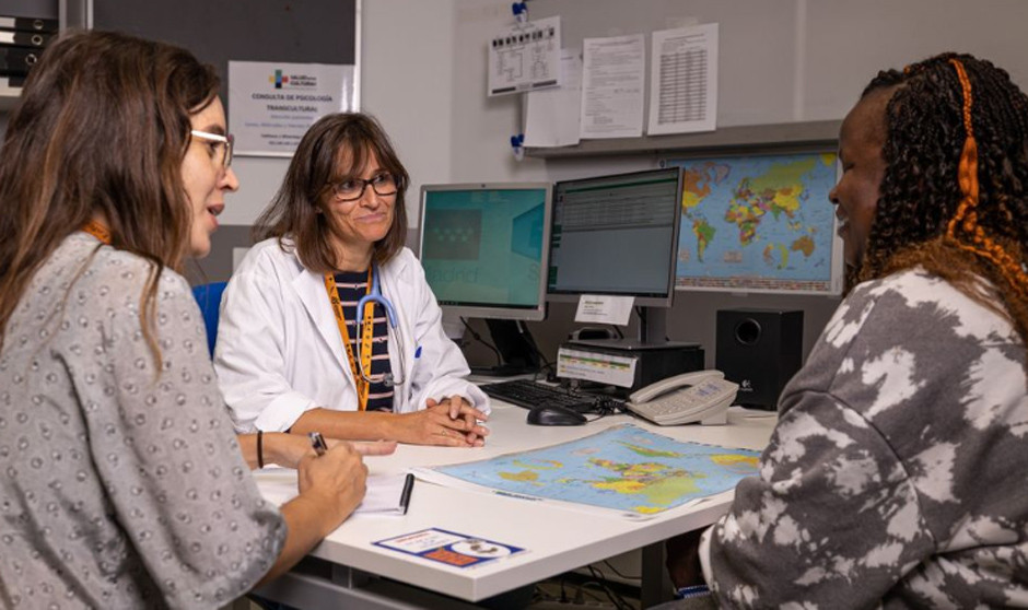 Una palabra vale más que 100 prescripciones: "La traducción salva vidas"