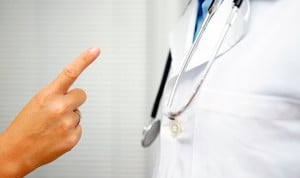  Las agresiones a sanitarios crecen por cuarto año consecutivo.