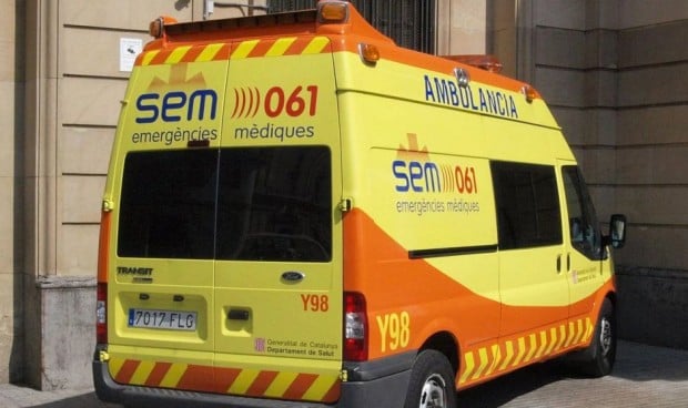 Las ambulancias se manifiestan por la subida de los precios de la energía