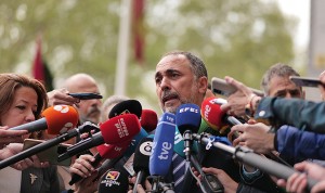  Julio García Comesaña, consejero de Sanidad de Galicia, pide que las guardias de 17h pasen por la Comisión de RRHH.