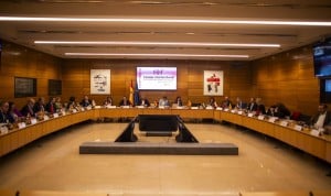 Las CCAA buscarán "en equipo" medidas para solucionar el déficit de médicos