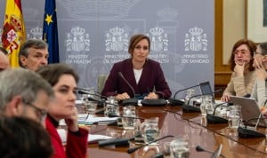 Petición de las comunidades autónomas a Mónica García para conovocar un pleno monográfico sobre falta de sanitarios