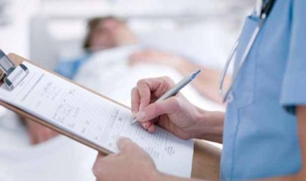 Las CCAA prometen desplegar las especialidades de Enfermería antes de 2024