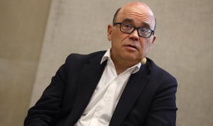 Las compañías farmacéuticas aumentan un 40% su inversión I+D en un lustro