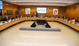 Las consejerías del PP enmiendan en bloque la Ley de Medicamentos.