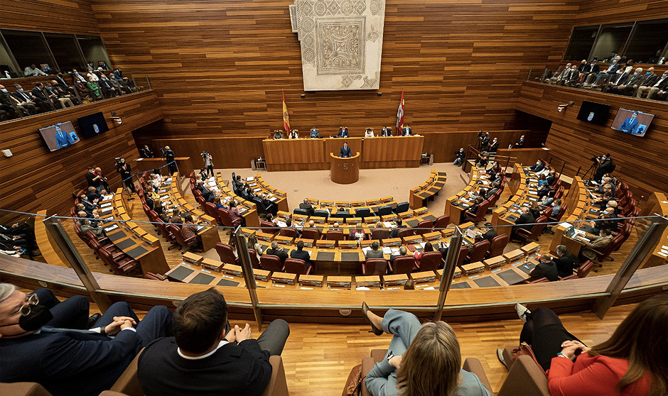  Un instante del Pleno de las Cortes de Castilla y León.