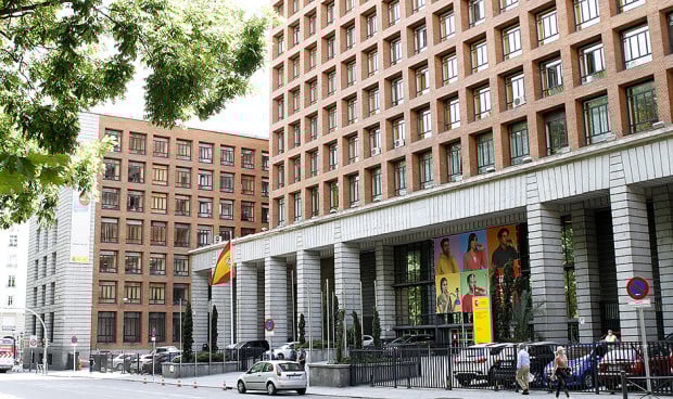  Exterior del Ministerio de Sanidad.