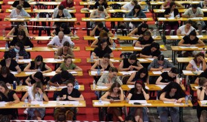 Las enfermeras de Aragón no podrán coger excedencia si consiguen plaza fija