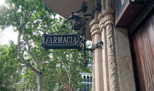 Los establecimientos de Barcelona y Madrid se las ingenian para seguir abiertos al público, aunque con algunas limitaciones