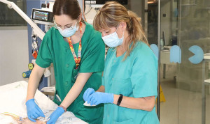 Las futuras enfermeras tienen un problema si aspiran a prescribir fármacos