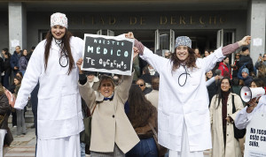 Las imágenes más entrañables de los exámenes MIR, EIR, FIR, PIR...2026