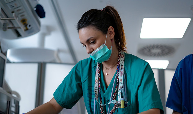 Los sueldos EIR no llegan al SMI en el Sistema Nacional de Salud