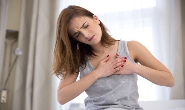 Las mujeres sobreviven más a los infartos si las atiende una cardióloga