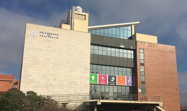 Las notas de corte de Medicina, Enfermería y Farmacia padecen una ligera caída en comparación con las del periodo 2023/2024