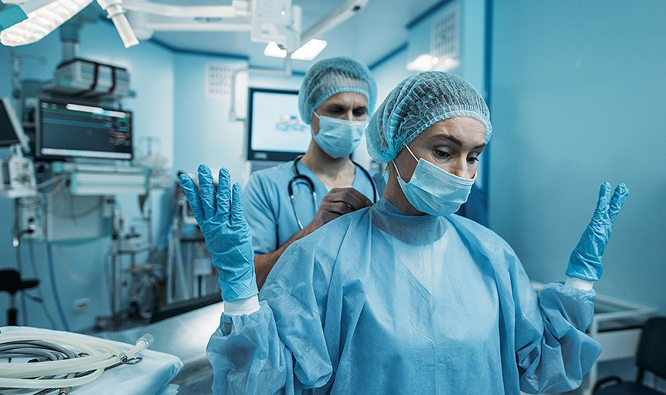 Sanitarios denuncian las trabas para beneficiarse de las nuevas medidas de conciliación