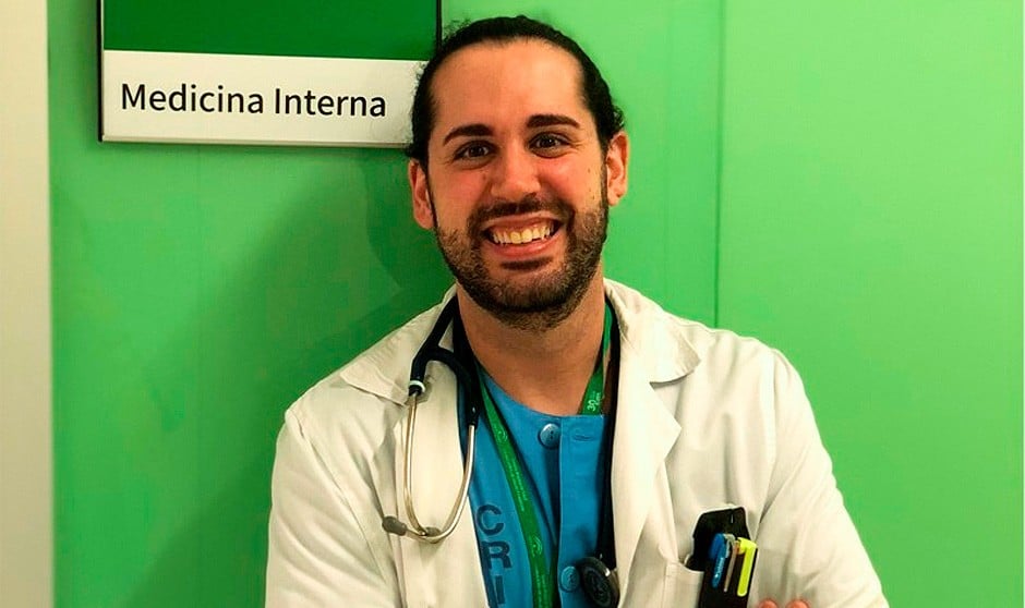Salvador Martín, vocal MIR de la SEMI, cree que Interna es el 'paraíso' para que el médico del futuro pueda investigar