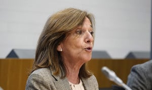 Mirenchu del Valle, presidenta de Unespa, explica la facturación del seguro de salud.