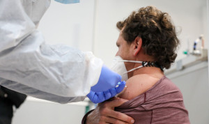 Las vacunas contra la covid redujeron las muertes al menos un 59% en Europa