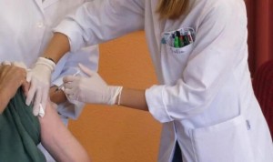 Las vacunas Covid-19 han salvado la vida de 89.000 mayores de 60 en España