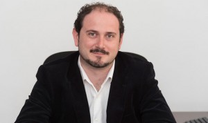 "Limitar el acceso a datos clínicos equipara a los MIR con los estudiantes"