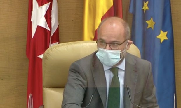 Llamada de atención en la Asamblea de Madrid por no usar mascarillas