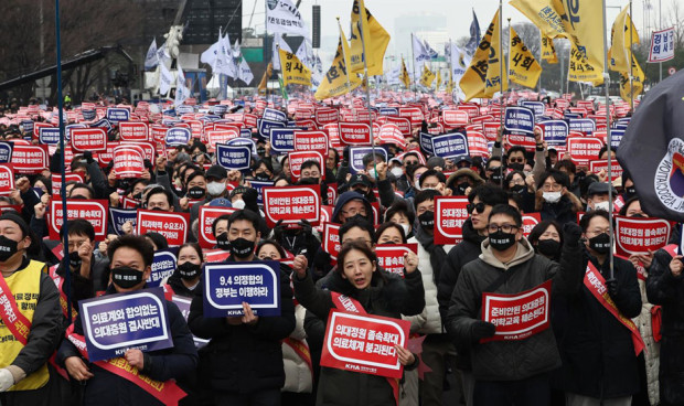 Los estudiantes de Medicina de Corea del Sur ponen fin a 17 meses de boicot contra el depuesto presidente del país