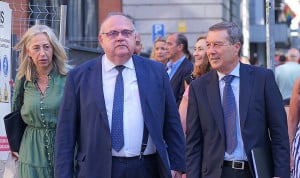 Rocío Hernández, Alejandro Vázquez y Marciano Gómez, consejeros de Sanidad de Andalucía, Castilla y León y la Comunidad Valenciana. 