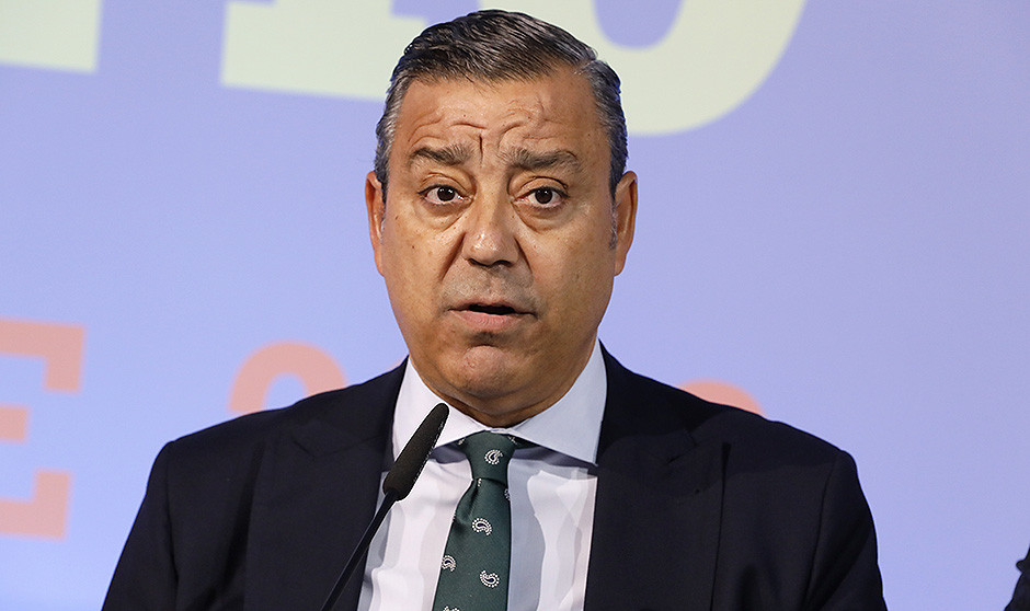 El presidente del Consejo General de Dentistas, Óscar Castro. 