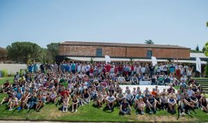 Los empleados de Roche Farma colaboran en la XIV Marcha Solidaria