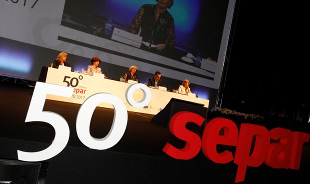 Los enfermeros de La Candelaria, premiados por un estudio de Neumología