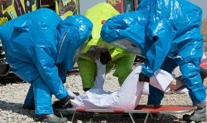 Los enfermeros españoles se entrenan ante un ataque terrorista químico