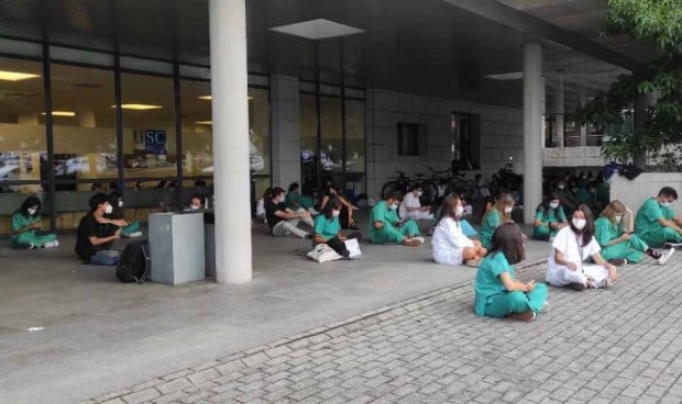 Los estudiantes de Medicina de la USC, a huelga: "Queremos hacer prácticas"