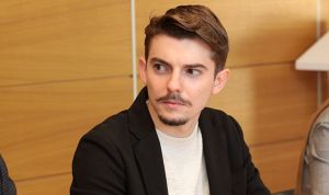 Los estudiantes de Medicina exigen una ley que regule sus prácticas