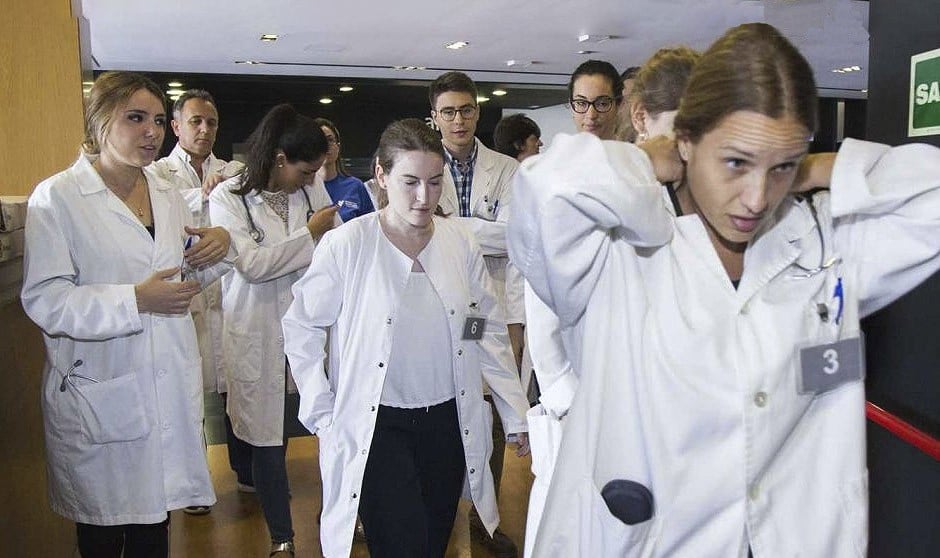 Varios médicos cuentan en redes sociales cuáles han sido sus asignaturas favoritas durante su trayectoria en la universidad.