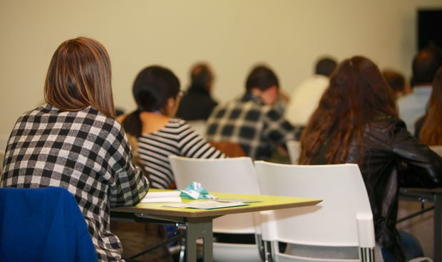 Los estudiantes pelean en los tribunales sus becas universitarias