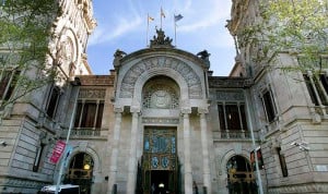 El TSJC repone la paga extra de primavera a los farmacéuticos de Barcelona