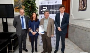 Los farmacéuticos de Las Palmas firman la póliza colectiva AMA Vida