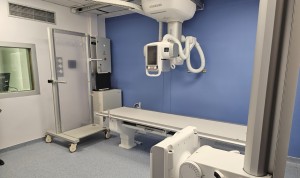 Los hospitales Clínico y Malvarrosa suman tres salas de radiología digital