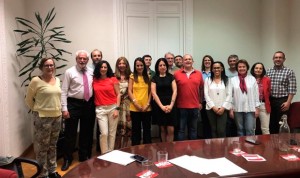 Los investigadores del Sermas firman su nuevo convenio colectivo