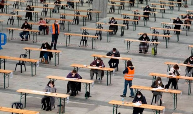 Los jueces 'diseñarán' las OPE sanitarias para obligar a ir vacunado