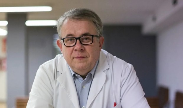 Los médicos catalanes alertan que es urgente liberarles de burocracia