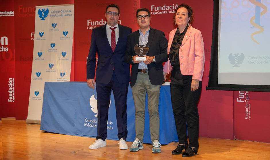 Alberto Berrocoso, vocal de Atención Primaria rural; Juan Manuel Fernández, redactor jefe de Redacción Médica; y Begoña De la Iglesia, vicepresidenta segunda del Colegio de Médicos de Toledo