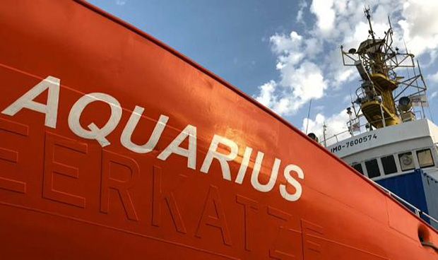 Los médicos del Aquarius se enfrentan a 15 quemados graves y embarazadas