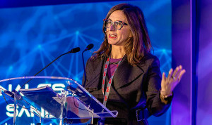  Alessandra Spedicato, presidenta de FEMS, exige a Europa más inversión ante la sombra de la guerra.